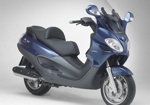 APRILIA X9 500cc για κατηγορία Α2 ΑΥΤΟΜΑΤΟ 